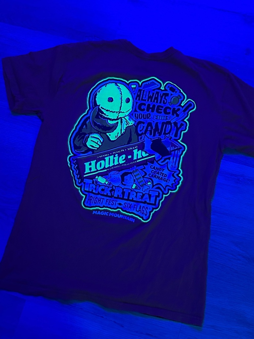 Six Flags fright fest UV Trick R Treat' Graphic Tee